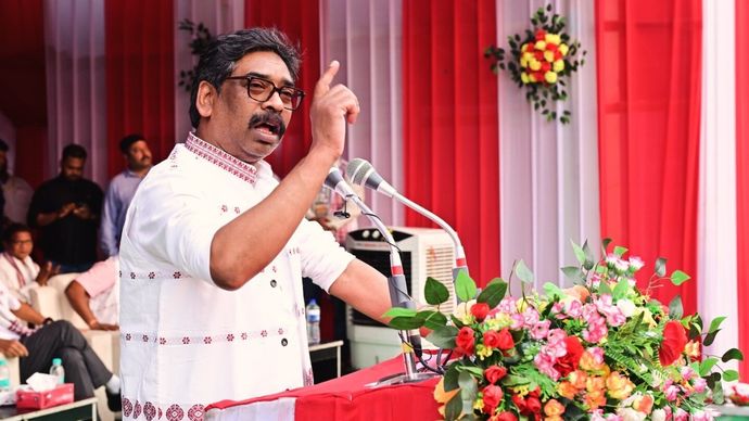 Hemant soren in a political rally in Assam
