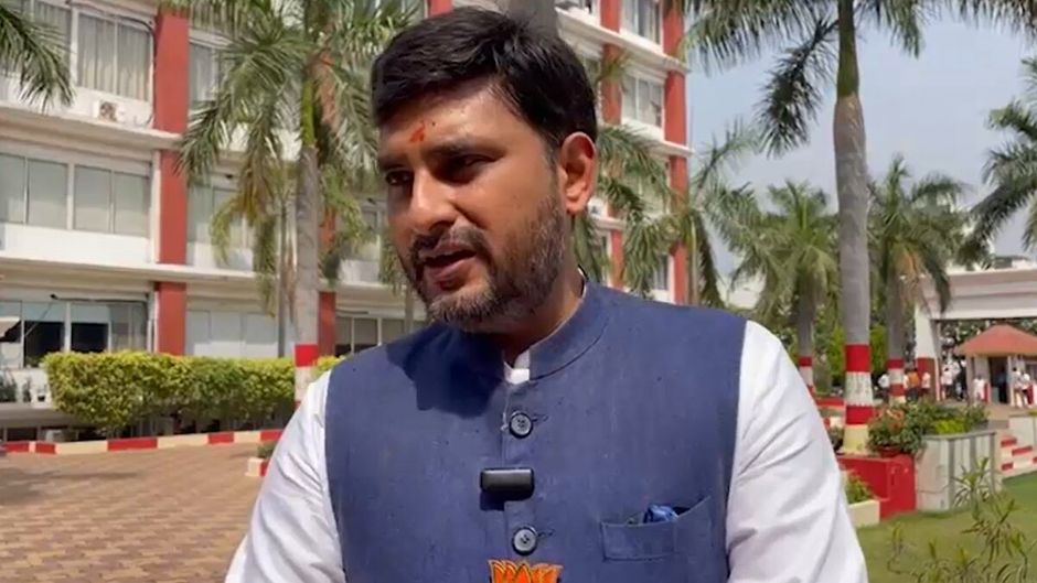 राजनाथ सिंह के छोटे बेटे नीरज सिंह