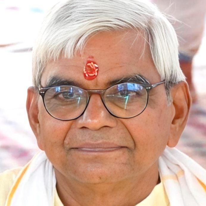 फरवरी, 2025 में कृष्ण मोहन को राम मंदिर ट्रस्ट का सदस्य बनाया गया था