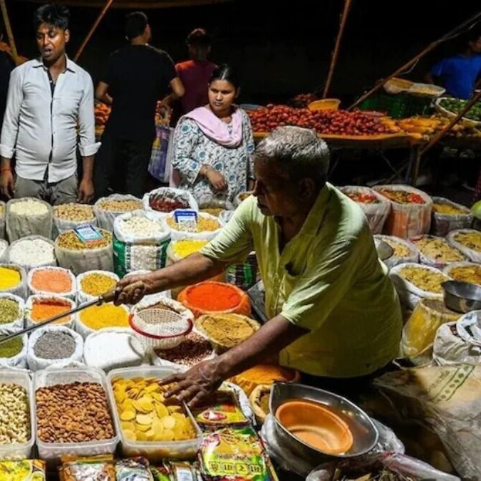 इस साल मई के मुकाबले जून में महंगाई और बढ़ी है