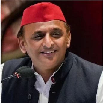 Akhilesh Yadav, Yogi Adityanath