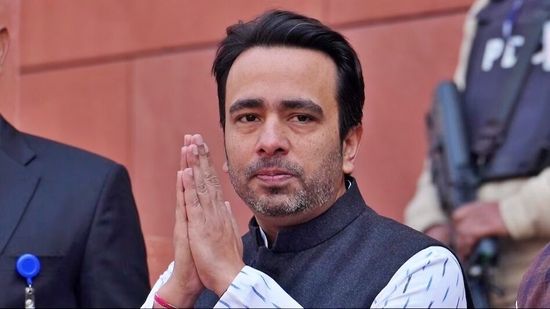 जयंत ने पूर्वांचल से नया प्रदेश अध्यक्ष बनाया, अब BJP के गढ़ में जगह बना पाएगी RLD? RLD प्रमुख जयंत चौधरी (फाइल फोटो)