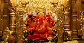 सिद्धिविनायक मंदिर के चढ़ावे में कथित हेराफेरी का क्या है मामला? सिद्धिविनायक मंदिर में गणपति की प्राण प्रतिष्ठा प्राण-प्रतिष्ठा साल 1801 में हुई थी