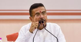 शुभेंदु अधिकारी ने नेताजी सुभाष चंद्र बोस का अपमान करने वालों को क्यों दी चेतावनी? मुख्यमंत्री शुभेंदु अधिकारी (फाइल फोटो)