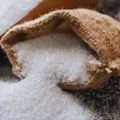 चीनी के दाम अचानक क्यों बढ़े, सप्लाई से एथेनॉल तक क्या है कनेक्शन? भारत दुनिया में चीनी के सबसे बड़े उपभोक्ताओं में से एक है