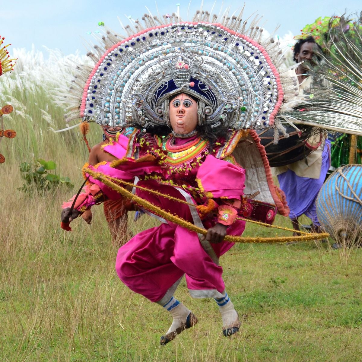 पुरुलिया जिले का छऊ नाच (फोटो : Bengal Tourism)