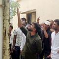 CJP का ‘स्कूल ठीक करो’ अभियान कैसे बना सरकारों का सिरदर्द? CJP के अभिजीत दीपके एक स्कूल का मुआयना करते हुए (फाइल फोटो)