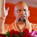 मथुरा में 2027 की किस रणनीति का इशारा दे गए योगी आदित्यनाथ? मथुरा में मुख्यमंत्री योगी आदित्यनाथ
