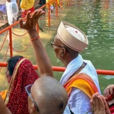 गया में पितृपक्ष के दौरान जुटे लोग (फाइल फोटो)