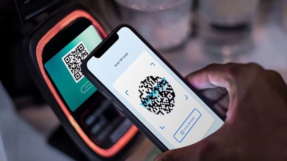 The introduction of MDR on transactions above ₹2,000 does not mean every merchant receiving a payment above that amount will have to pay the charge.