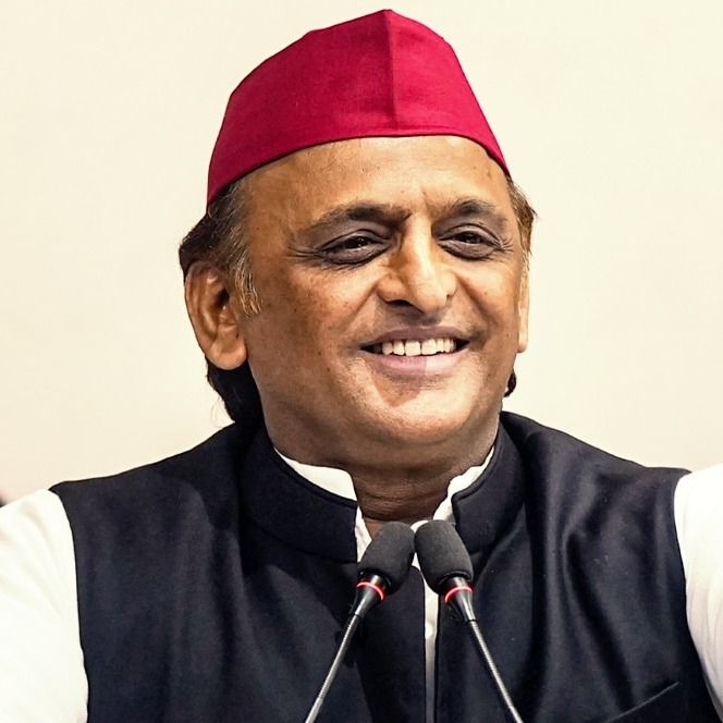 अखिलेश यादव और उनका PDA 'रथ'