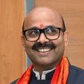 पांच हफ्ते में तीन बड़ी जिम्मेदारियां, BJP संगठन में हरीश द्विवेदी का कद कैसे बढ़ा? नितिन नवीन के साथ हरीश द्विवेदी (फाइल फोटो)