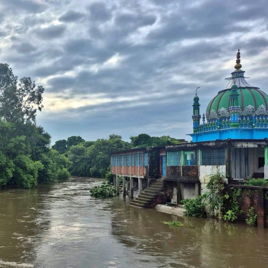 यूपी की नदियों ने पिछले दिनों जलस्तर के नए रिकॉर्ड बनाए (सांकेतिक तस्वीर)
