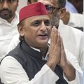 धनराज नाथवानी को चुनकर अखिलेश ने कर दी चूक? सपा नाथवानी की उम्मीदवारी को कॉर्पोरेट से संवाद की रणनीति बताती है