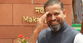 अदालत के इंकार के बाद भी यूसुफ पठान को प्लॉट कैसे मिला? पूर्व क्रिकेटर और लोकसभा सांसद यूसुफ पठान (फाइल फोटो)