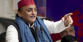 नौ मंत्रियों की मौजूदगी के बावजूद मोदी के संसदीय क्षेत्र में कैसे जीती सपा? सपा प्रमुख अखिलेश यादव (फाइल फोटो)