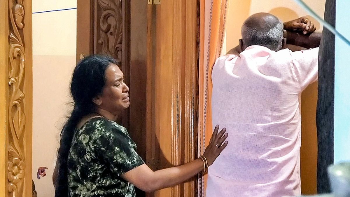 ബോട്ടിൽ 32 ഇന്ത്യൻ വിനോദസഞ്ചാരികളും മൂന്ന് ജീവനക്കാരും ഒരു സഹായിയും ഉൾപ്പെടെ 36 പേരുണ്ടായിരുന്നു.(PTI)