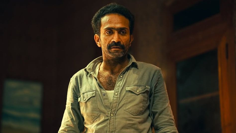 Shine Tom Chacko Accident: मलयालम एक्टर शाइन टॉम चाको का कार एक्सीडेंट, परिवार अस्पताल में भर्ती, पिता की मौके पर मौत... 3 Shine Tom Chacko drug case - Shine Tom Chacko drug case: ഷൈൻ ടോം ചാക്കോ നാളെ ഹാജരാകേണ്ടതില്ല, നാളെ യോഗം വിളിച്ച് കമ്മീഷണർ; താരം ഹൈക്കോടതിയെ സമീപിച്ചേക്കും - drug case ...