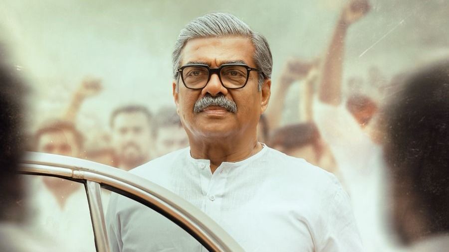 Ananthan Kaadu Movie: രാഷ്ട്രീയ നേതാവ് K.K മേനോനായി വിജയരാഘവൻ! ആര്യ  നായകനായെത്തുന്ന 'അനന്തൻ കാട് എന്ന ചിത്രത്തിലെ പുതിയ ക്യാരക്ടർ പോസ്റ്റർ  പുറത്ത് ...