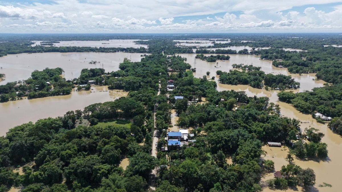 ASSAM FLOODS |Live Updates: Death toll, rescue operations, weather alerts and latest news