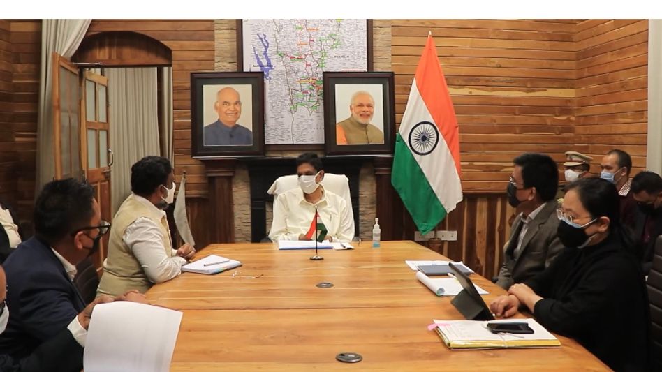 Mizoram Governor meets senior executives of 3 oil marketing companies Mizoram Governor meets senior executives of 3 oil marketing companies