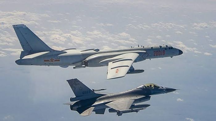 '4 Chinese warplanes flew into Taiwan air defence zone'