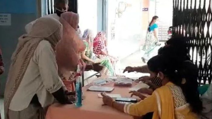 3 women given anti-rabies shots instead of COVID jabs in U.P