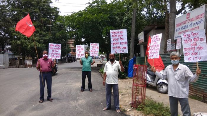 Assam: Trade union stages protest against amendments in labour act