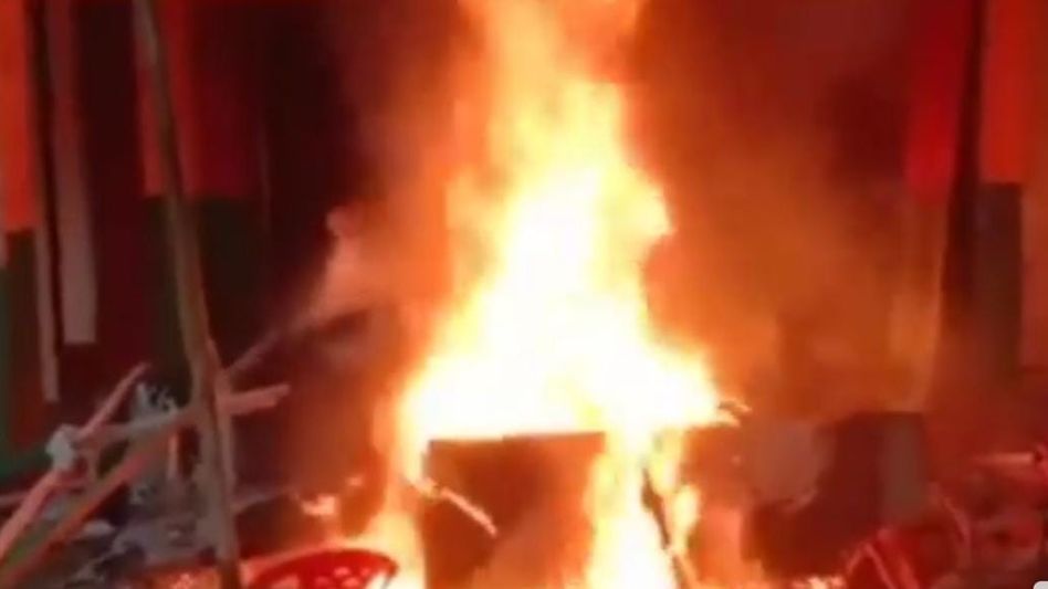 BJP workers burns down portrait of Maharaja Bir Bikram, later accused Tipra workers BJP workers burns down portrait of Maharaja Bir Bikram, later accused Tipra workers