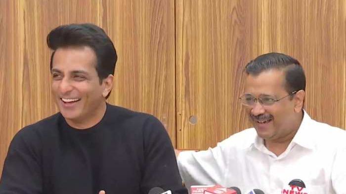 Kejriwal announces Sonu Sood as 'Desh Ke Mentor' ambassador, Actor says 'nothing political'
