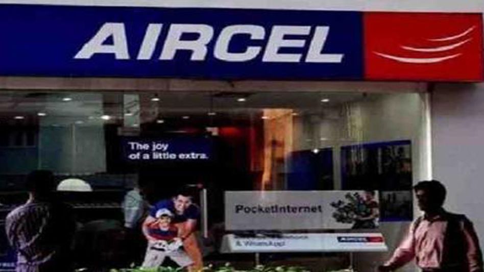 Aircel network problem enrages customers in Assam Aircel network problem enrages customers in Assam