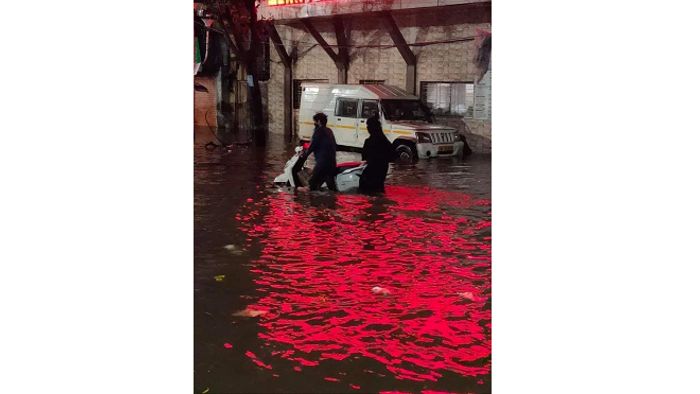72 people dead as Cyclone Amphan disrupts West Bengal