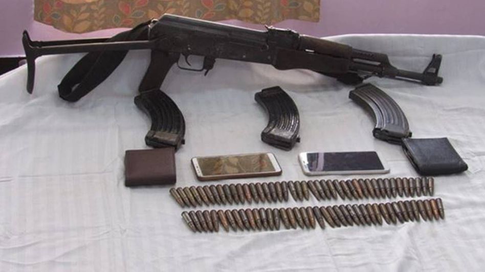 3 AK-56 rifles & Rs. 2.3 lakh Myanmar currency recovered in Mizoram 3 AK-56 rifles & Rs. 2.3 lakh Myanmar currency recovered in Mizoram