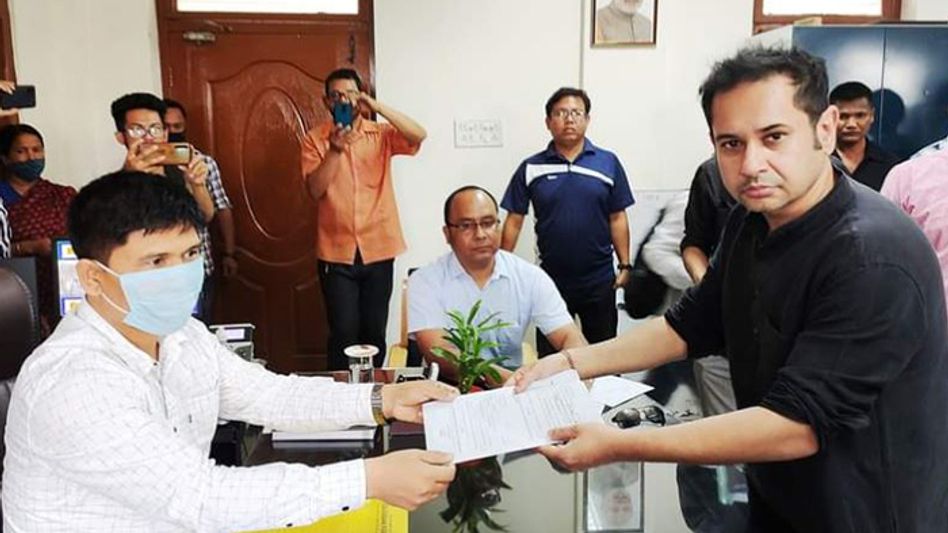 TTADC polls: Pradyot Manikya submits nomination papers; to contest from Takarjhala-Jampuijala TTADC polls: Pradyot Manikya submits nomination papers; to contest from Takarjhala-Jampuijala