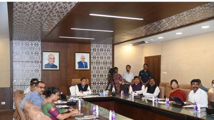 Assam CM reviews Flood situation