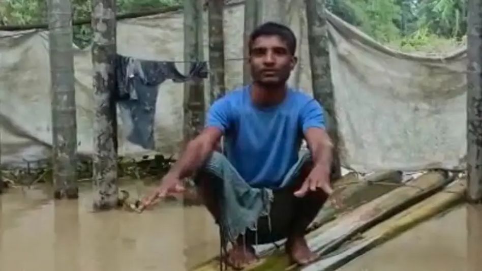 Over 100 families in Assam village stranded due to flood; No official visits till now Over 100 families in Assam village stranded due to flood; No official visits till now