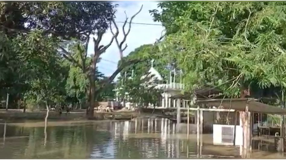 Assam’s Bhutiachang river warns almost 50-60 families as water flows above the danger level Assam’s Bhutiachang river warns almost 50-60 families as water flows above the danger level