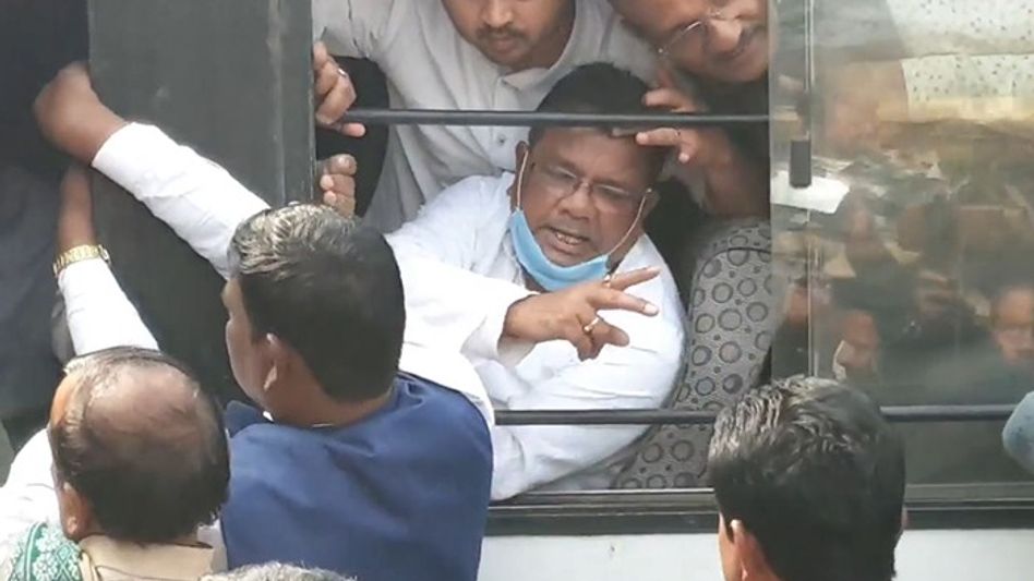 Congress credits itself for PM Modi's response over Assam flood Congress credits itself for PM Modi's response over Assam flood