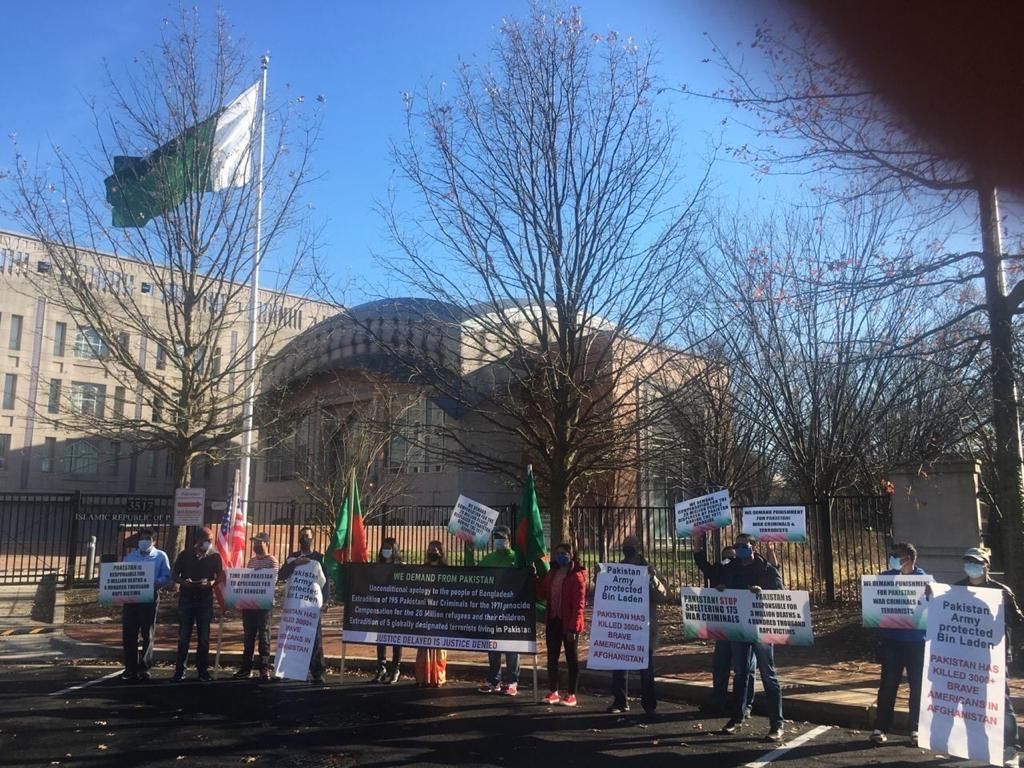 Bangladeshi organisation stages protest outside Pakistani Embassy in Washington DC