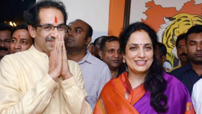 Uddhav Thackeray’s wife tests COVID-19 positive