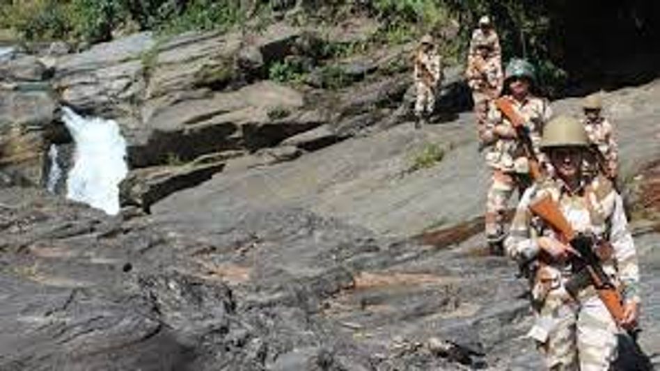 Women troops of Indo-Tibetan Border Police (ITBP) patrolling in Arunachal Pradesh near the border with China Women troops of Indo-Tibetan Border Police (ITBP) patrolling in Arunachal Pradesh near the border with China
