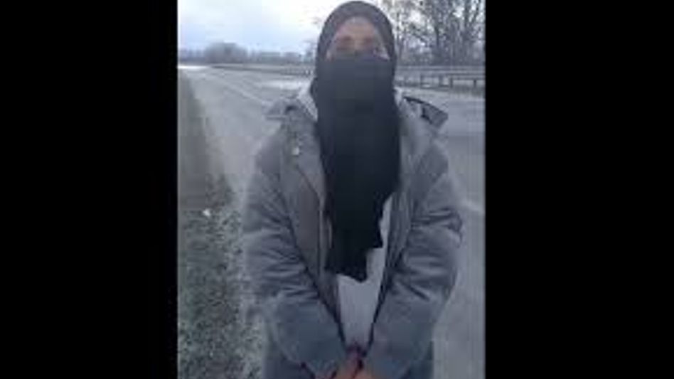 Pakistani National thanks to the Indian Embassy and Prime Minister Modi for rescuing her from Ukraine Pakistani National thanks to the Indian Embassy and Prime Minister Modi for rescuing her from Ukraine