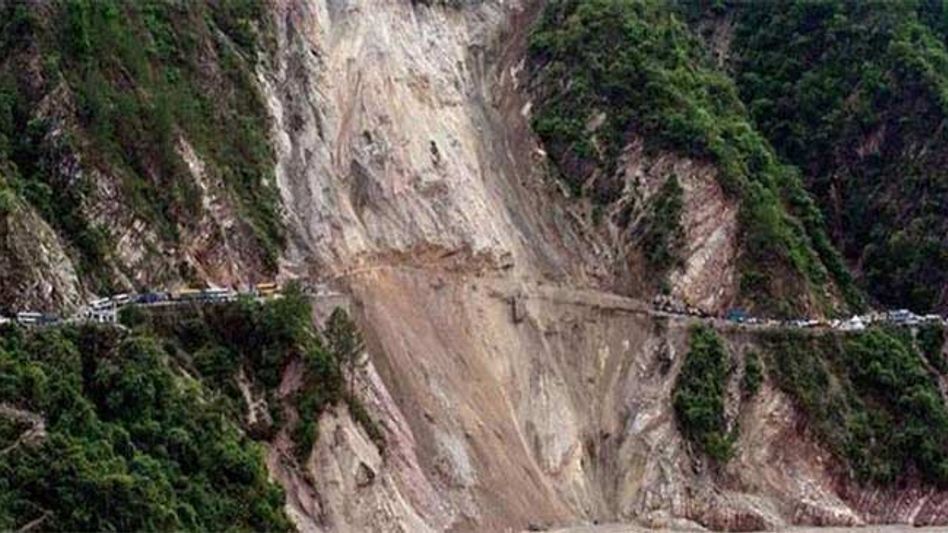 Three killed, three missing in Itanagar flood, landslides Three killed, three missing in Itanagar flood, landslides