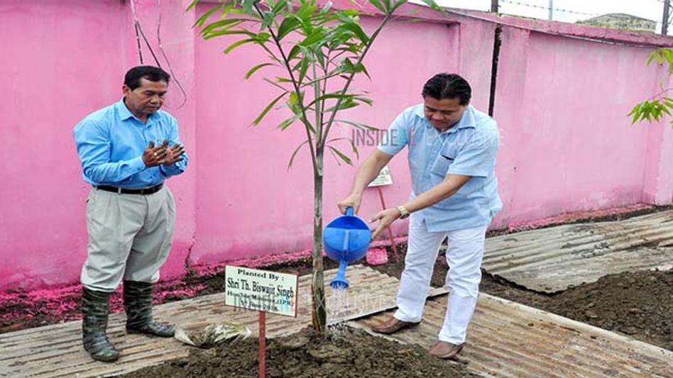 MANIPUR: MINISTER BISWAJIT CALLS FOR PRESERVATION OF ENVIRONMENT MANIPUR: MINISTER BISWAJIT CALLS FOR PRESERVATION OF ENVIRONMENT