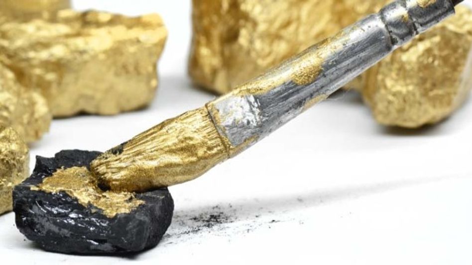 Fake gold factory busted in Lakhimpur Fake gold factory busted in Lakhimpur