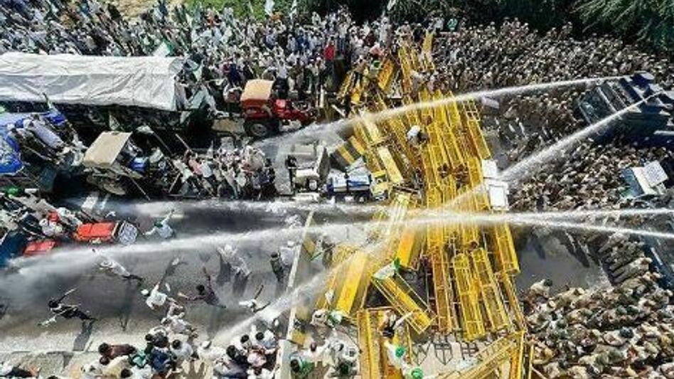 Farmers March: Protestors headed towards Delhi today amid heavy police checking Farmers March: Protestors headed towards Delhi today amid heavy police checking