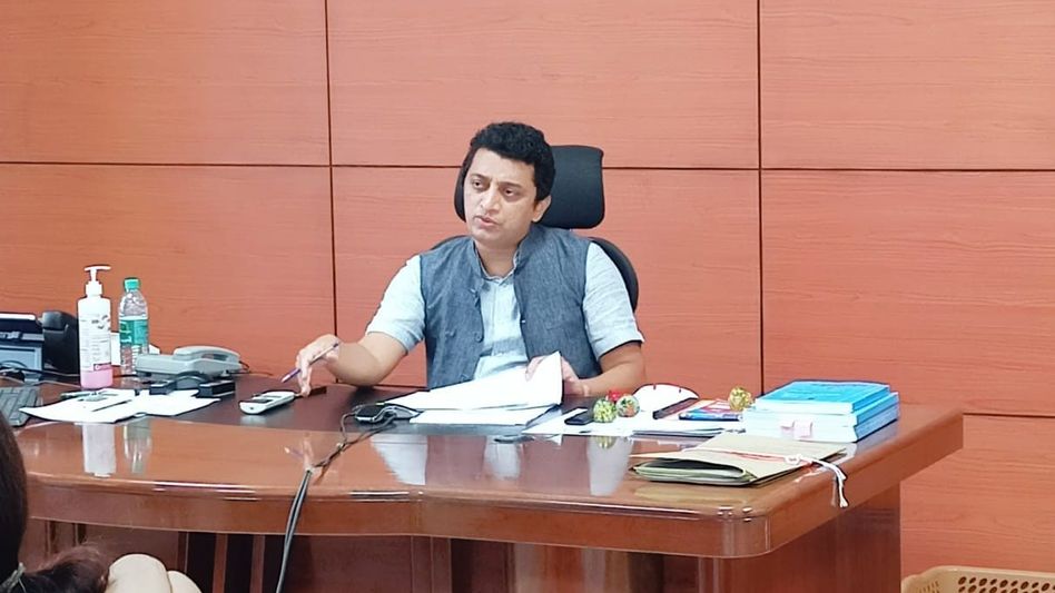 Assam: Chief Electoral Officer convenes meeting with political parties Assam: Chief Electoral Officer convenes meeting with political parties