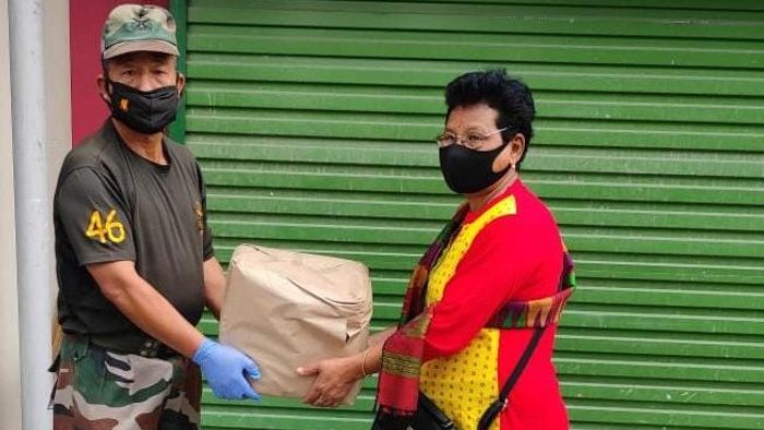 Assam Rifles Provides Assistance to Veer Naris