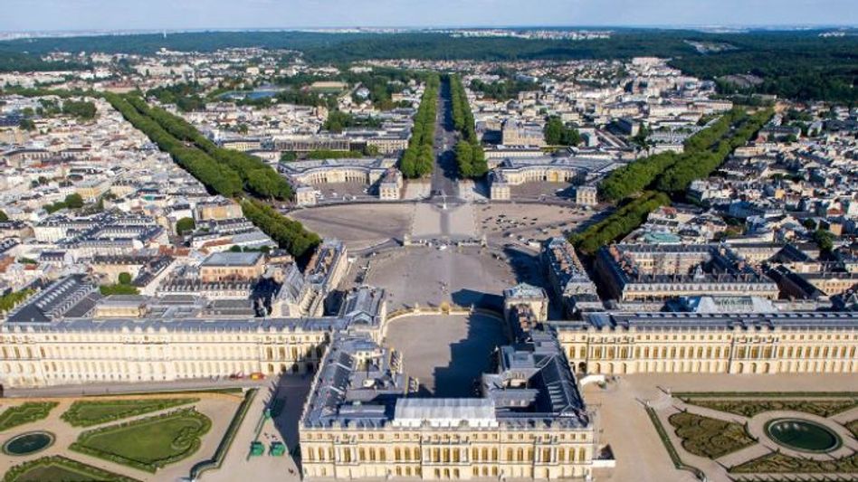 President Macron announces 4-week nationwide lockdown in COVID-hit France President Macron announces 4-week nationwide lockdown in COVID-hit France