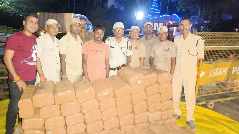 Assam: Karimganj Police Seized 1003 Kg of Ganja, 1 Held Assam: Karimganj Police Seized 1003 Kg of Ganja, 1 Held